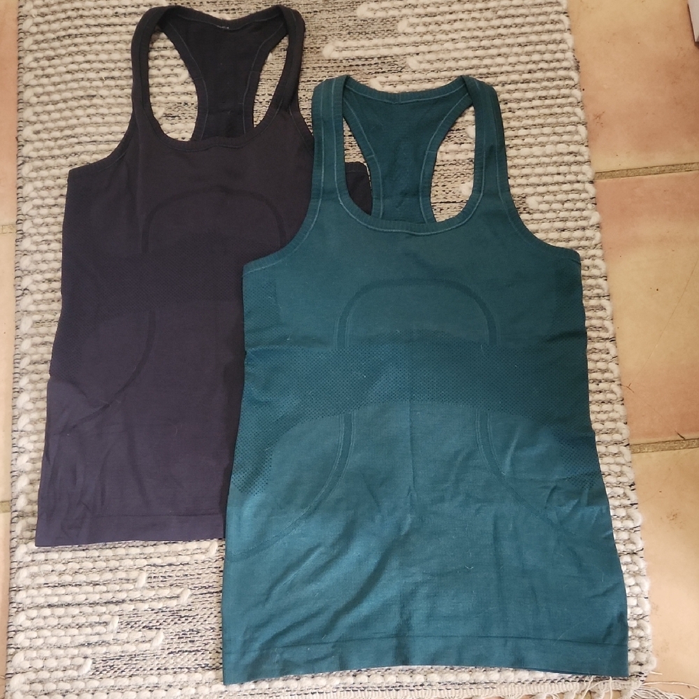 Lululemon Swiftly Tanks X2 Size 4 Womens
